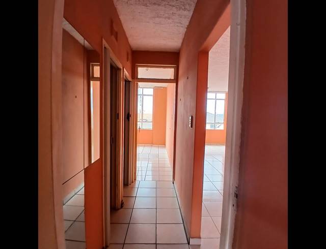 2 BEDROOM APARTMENT FOR SALE IN MONTCLAIR